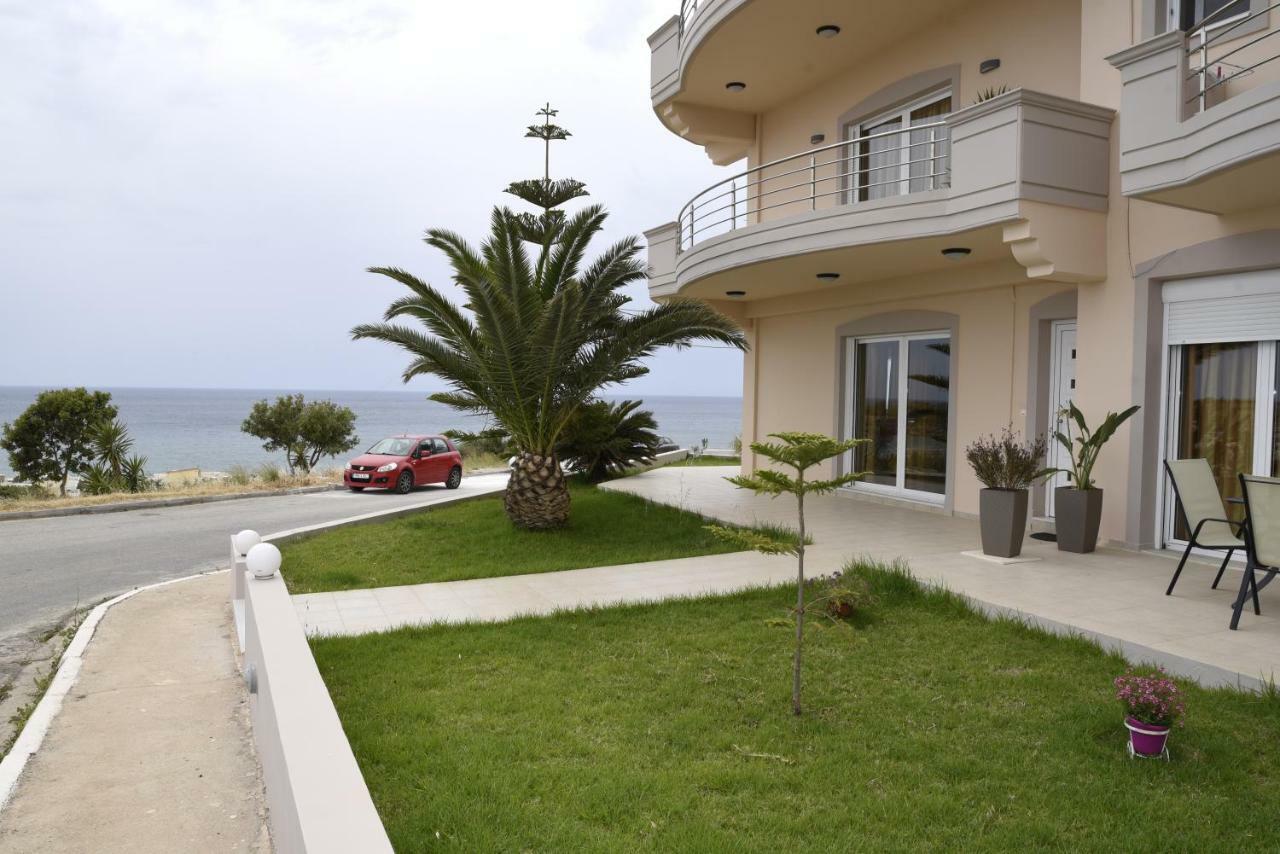 Aristea Apartments Palaiochora Exterior foto